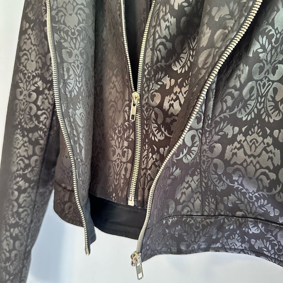 HL Women's Black Double Zippers Punk Rocker Jacket - Picture 3 of 6